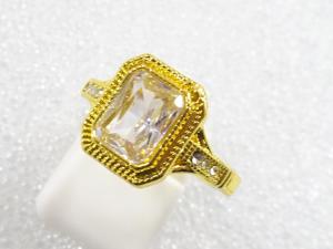 クリスタル　指輪(14号)